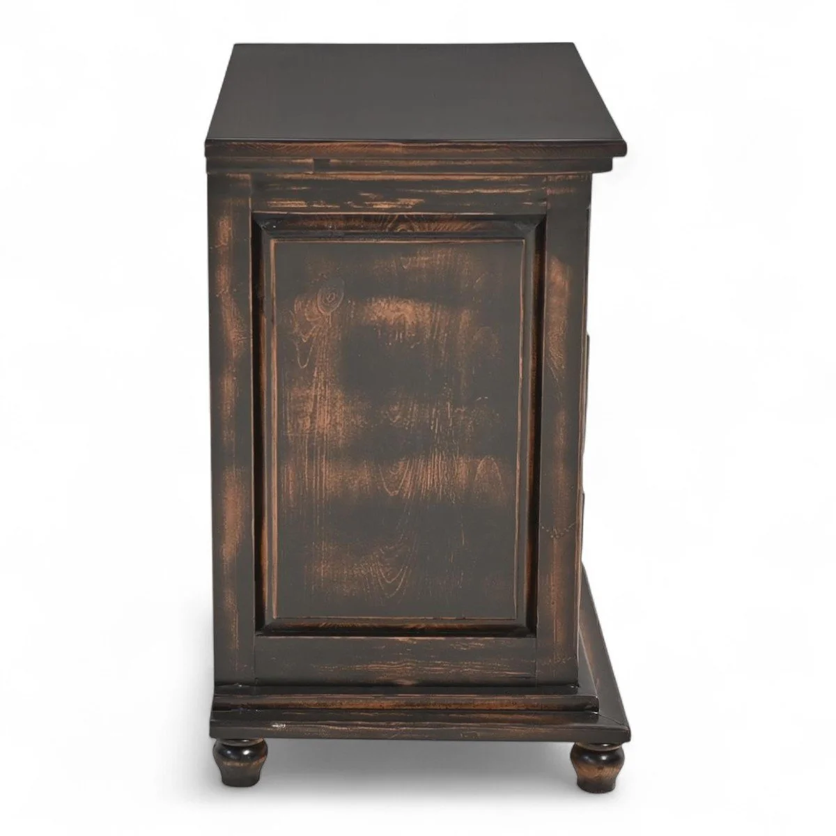 Arenas Blancas 3 Drawer Nightstand