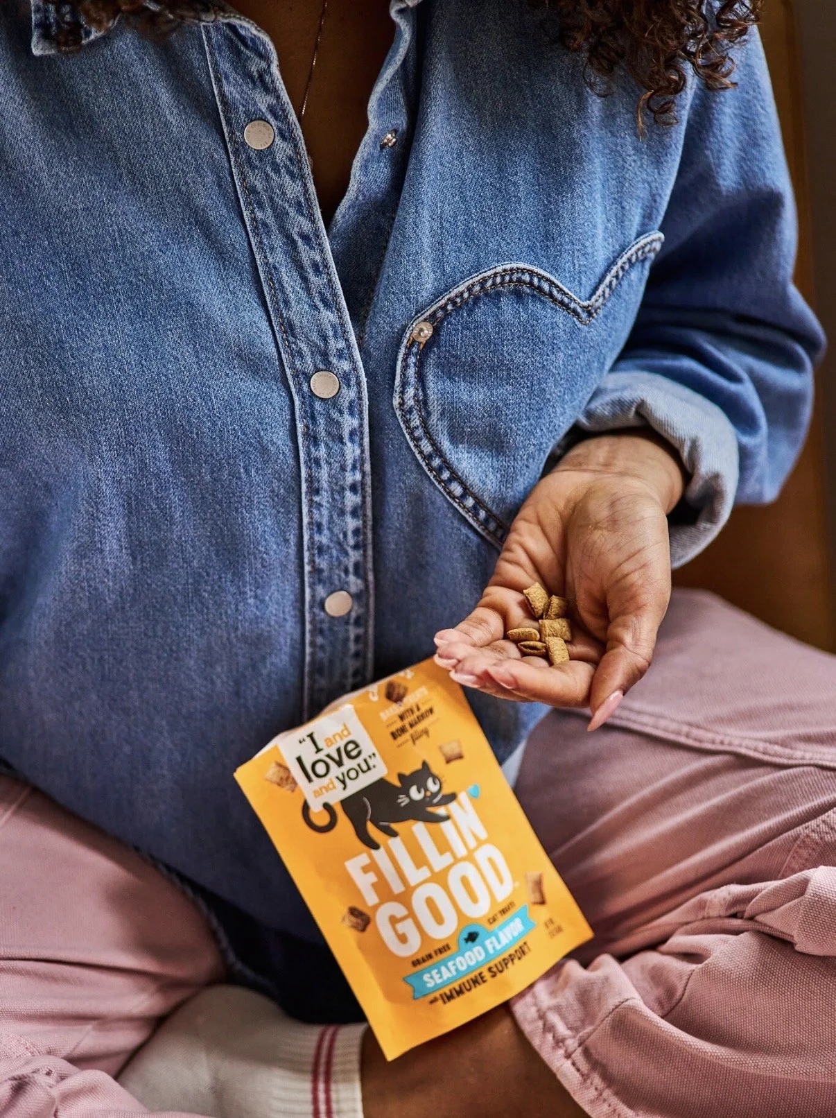 I and love and you: FILLIN GOOD
Wardrobe, Prop Styling