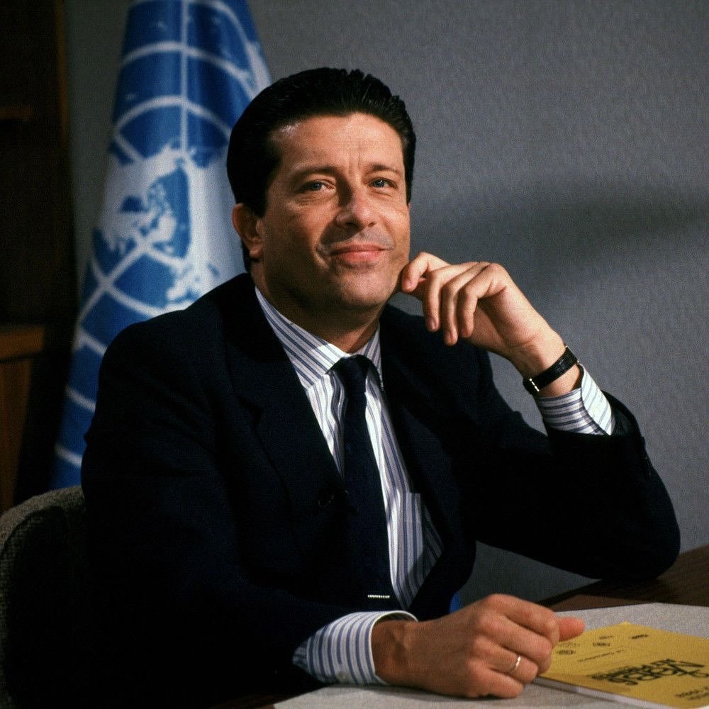 I am deeply saddened by the passing of Federico Mayor, former Director-General of @unesco. A true visionary, he dedicated his life to building a peaceful and just world.
Beyond his remarkable intellect and diplomatic skill, it was his unwavering bel