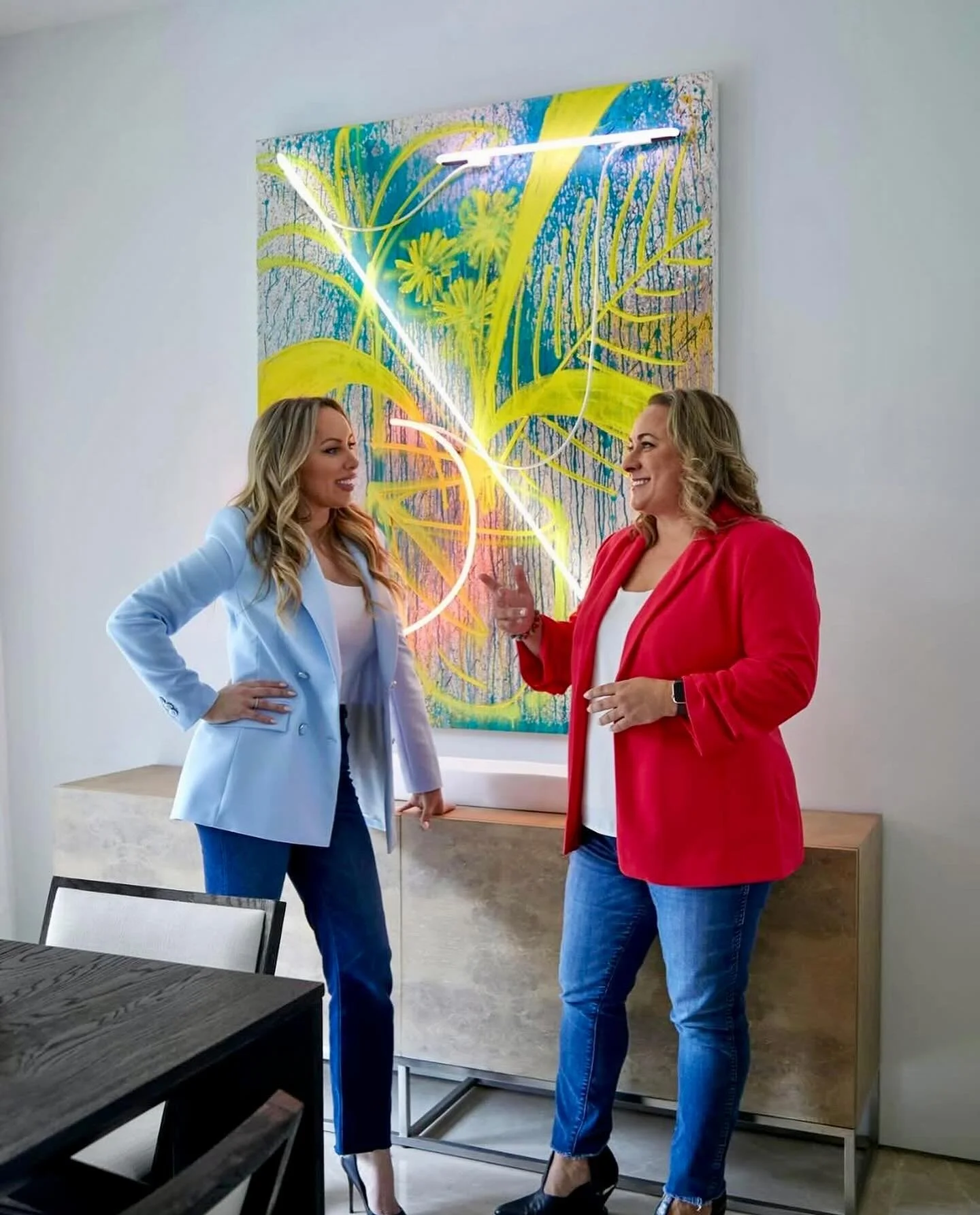 Happy Monday! We&rsquo;re ready for another full week&hellip; are you? September is not only filled with work and new projects, but also tons of industry events. We hope to see some of you out at a few of the fun events this week! 

#dtresidential #l