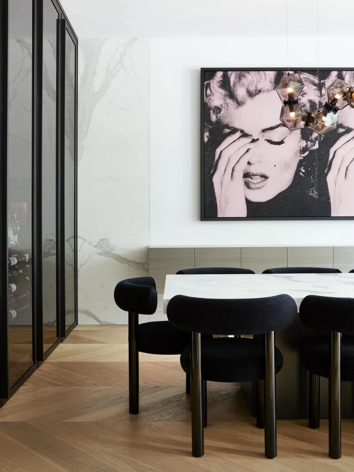 Statement artwork sparks conversation and inspiration. The right piece creates a focal point that not only enhances the ambiance but also creates unforgettable moments for friends and family. 

@bankrobbercalifornia 

#dtresidential #luxury #luxuryli
