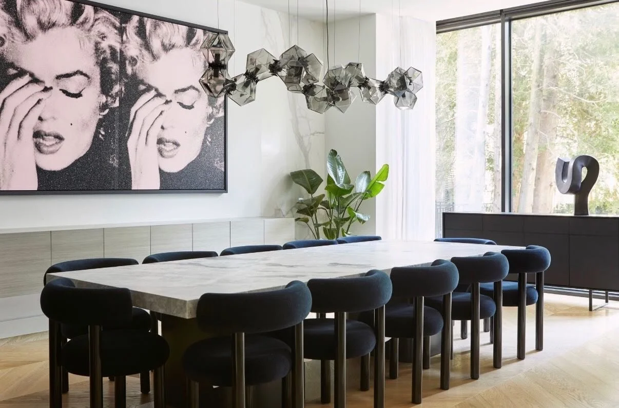 This dining room blends elegance and modern design, creating the perfect backdrop for unforgettable gatherings. With clean lines, bold art, and luxe materials, every detail was perfectly curated to create a truly one of a kind space. 

#dining #toron