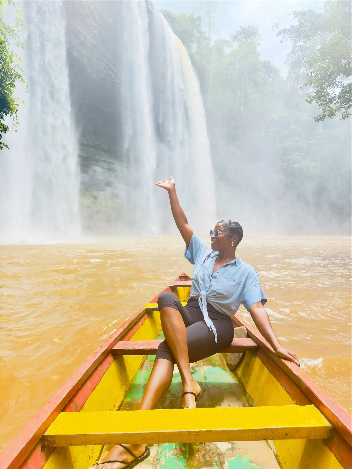 Exploring Ghana and all of its beauty ❤️🇬🇭
This land continues to teach me more about freedom, rhythm, and returning home to myself.  #ghana #accra #nature