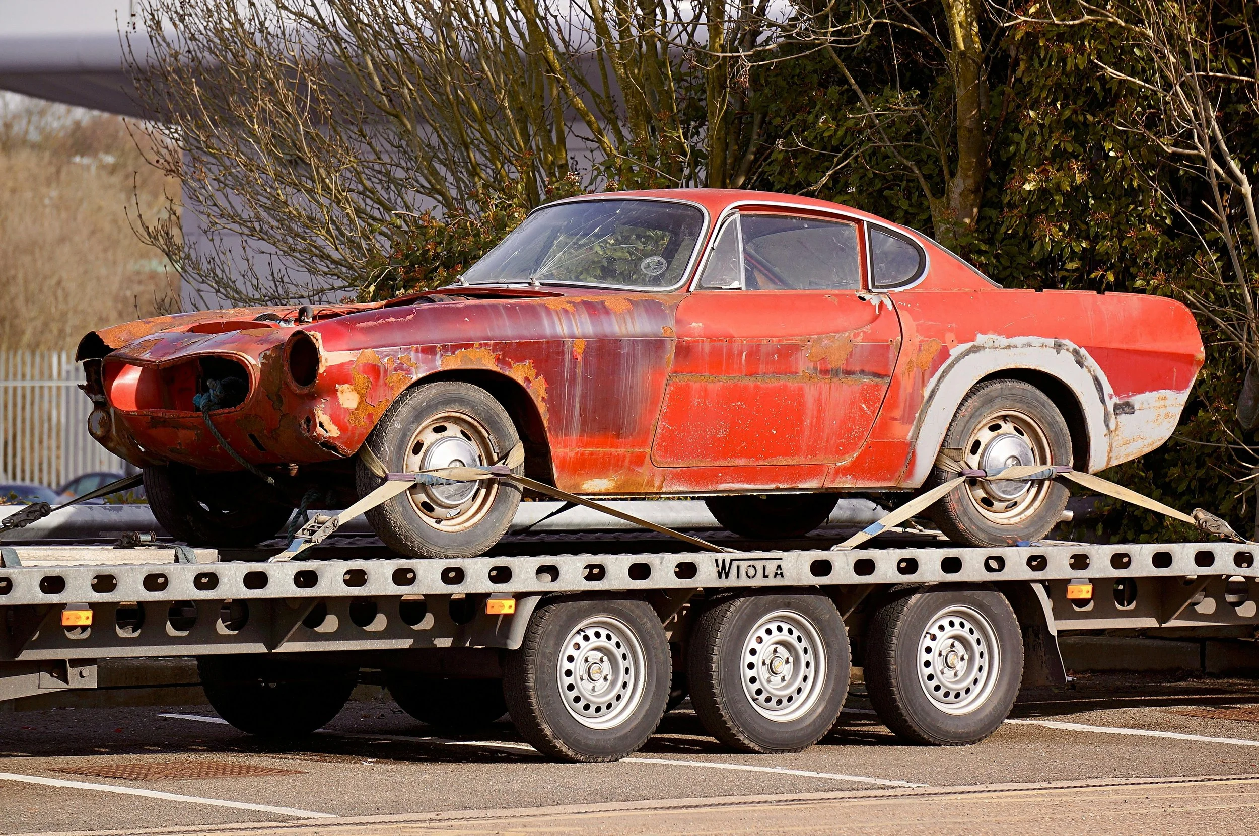 Hotshot Trucking Explained — A Look at Starting Your Own Business.
