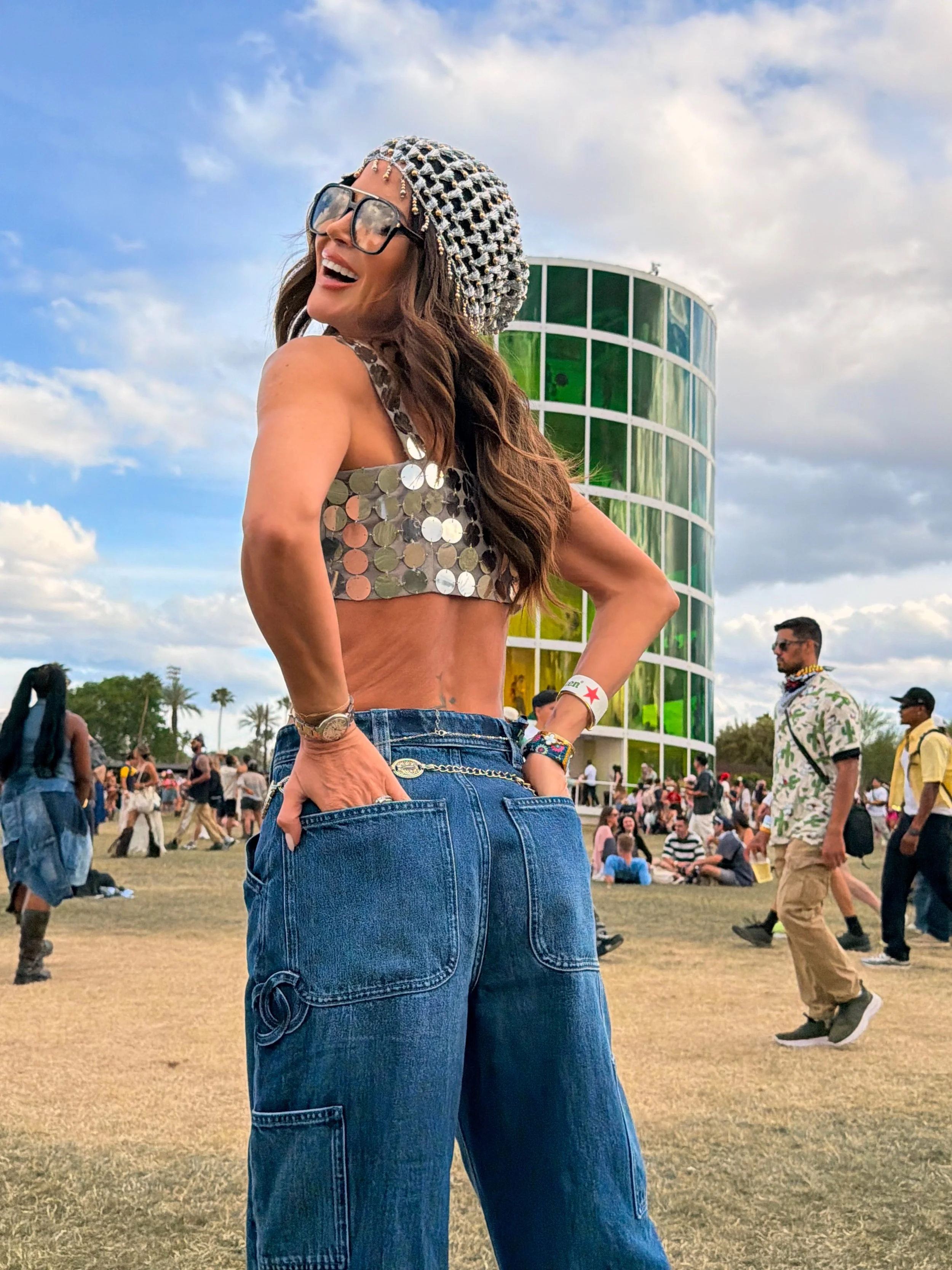 dani-fernazer-en-coachella-2026-estilo-y-guia-de-moda3.JPG