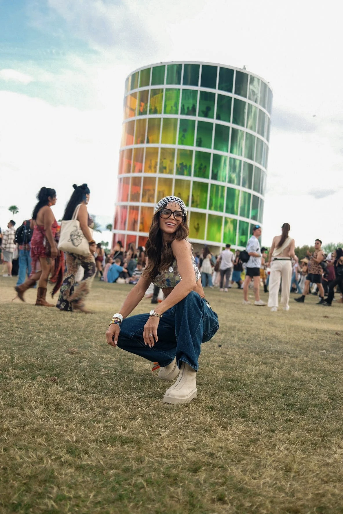 dani-fernazer-en-coachella-2026-estilo-y-guia-de-moda-california.JPG