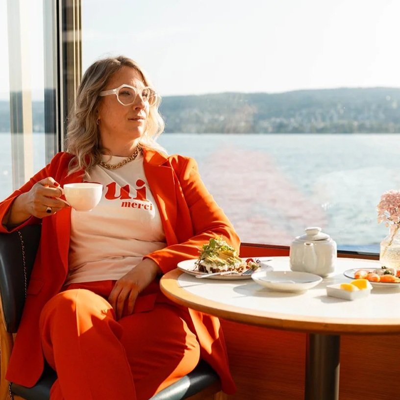 Ringanaprodukte: body milk, deodorant, foot balm, hand balm