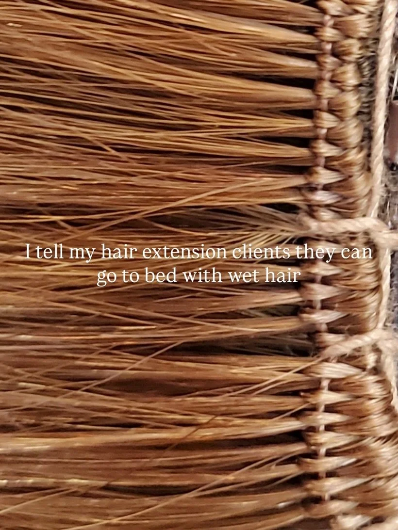 My hair extension clients can go to bed with wet hair 💁&zwj;♀️
&amp; the rows don&rsquo;t swell or fall apart.

Some hairstylists are clutching their pearls.
Some will call it &ldquo;irresponsible.&rdquo;
Some will say it&rsquo;s impossible.

If NOR