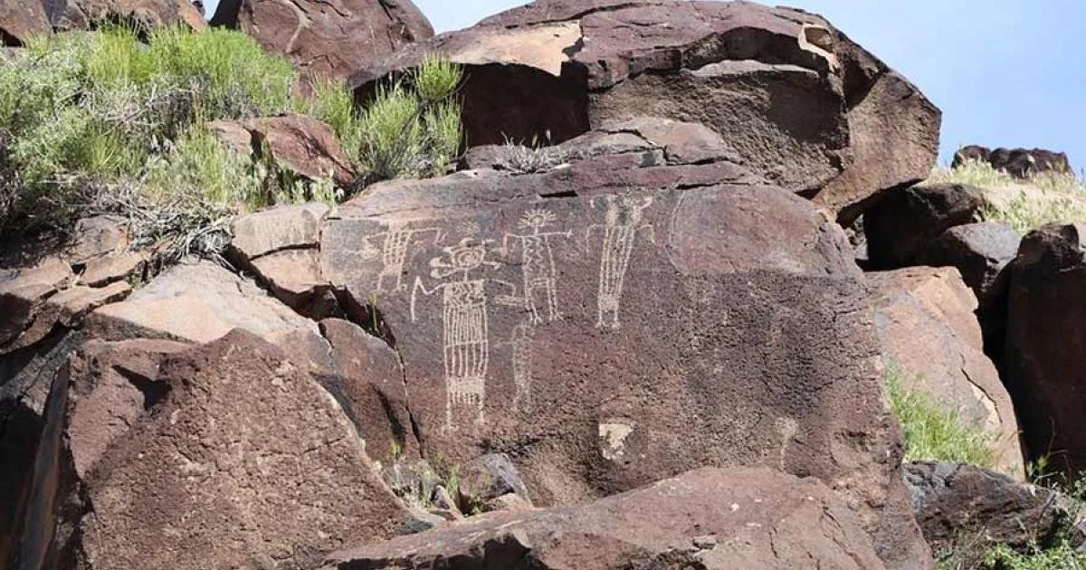 petroglyph.jpg