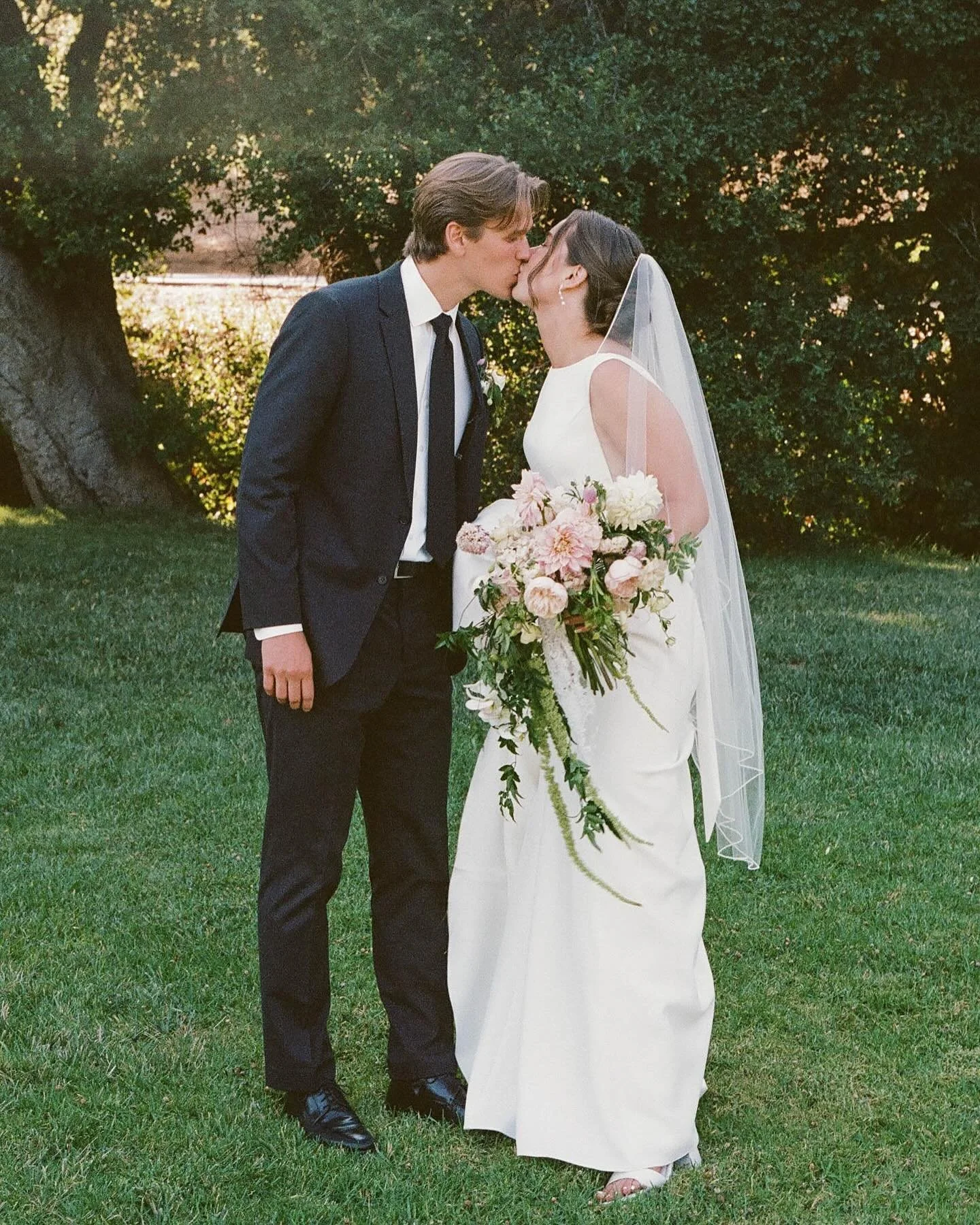 Here&rsquo;s film from Liv &amp; Cole&rsquo;s wedding. I keep getting choked up thinking about the beauty of this weekend and getting to watch one of my girls say yes. The day was magic. 

These florals were made possible by the hands of so many - 

