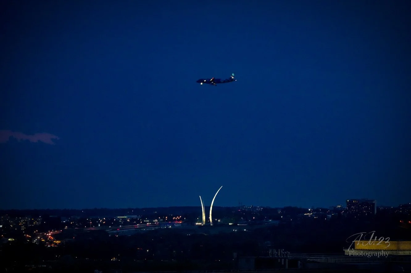 Had the distinct pleasure of shooting with the venerable @thenationalmall last night whilst meeting friends, new and old. Thank you for all you do preserving the National Mall! 🙌🏾 This was a fun shoot! Thank you for having me @thenationalmall 🙏🏾?