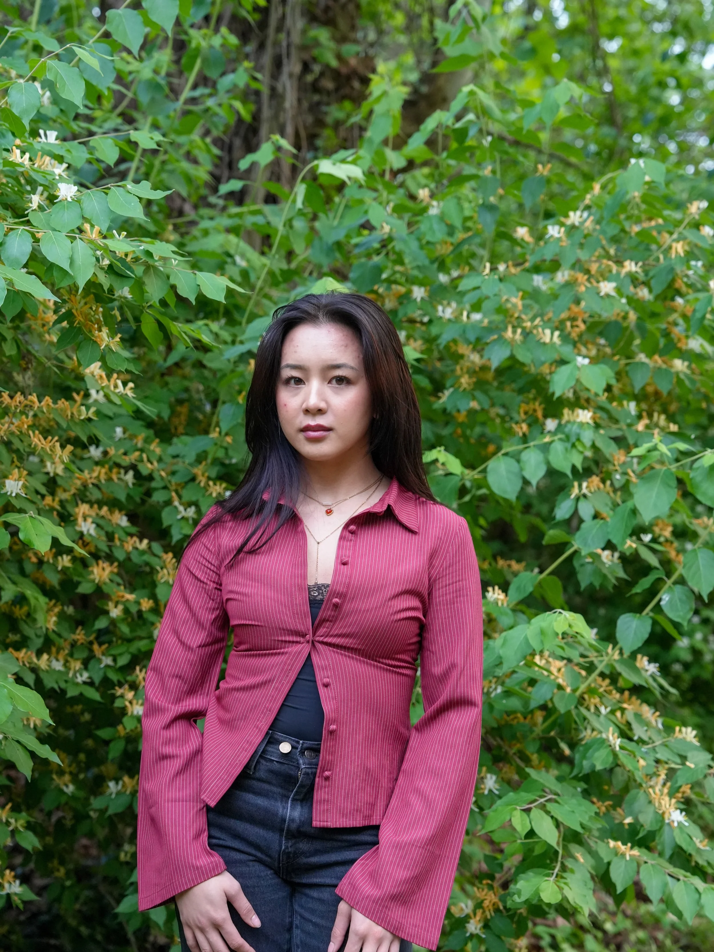 Taking the path less traveled by with Jocelyn. 

(with a nod to Robert Frost) 

Got to shoot this set alongside the venerable @mohamadhphoto, @photosbysteven and @shotsbyajc. Was a blast returning to a hidden gem of an area! 

Event: @portraitmeetdc 