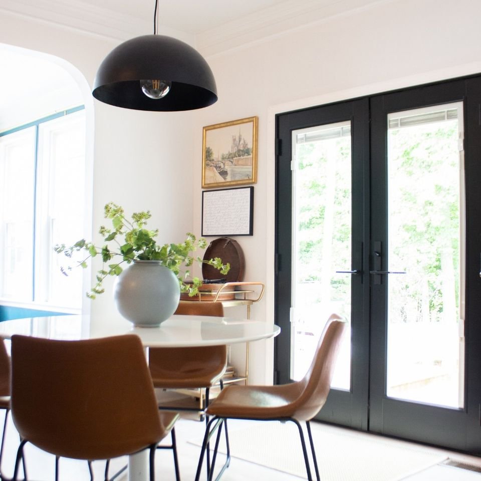 Did you know Andersen patio doors come in small, medium &amp; large? Size up or down with these options.  Small: Featuring two panels of glass, they either glide open or swing on a hinge. Medium: Three- or four-panel configurations can be set up vari