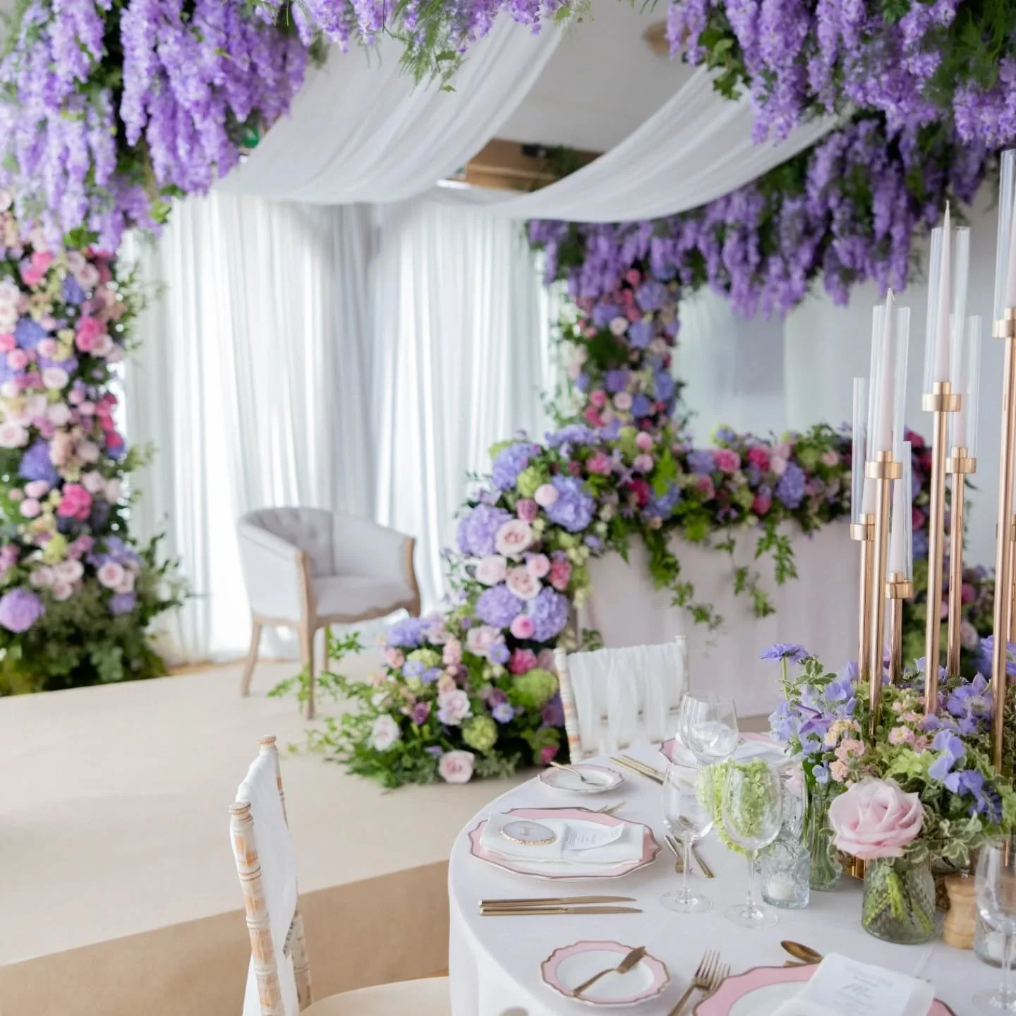 One year ago yesterday, Alfriston Gardens was transformed into an Italian-inspired dream.

A ceiling of cascading wisteria, soft draping, floral adorned tablescapes, and elegant details created a setting nothing short of magical ✨

From the show stop