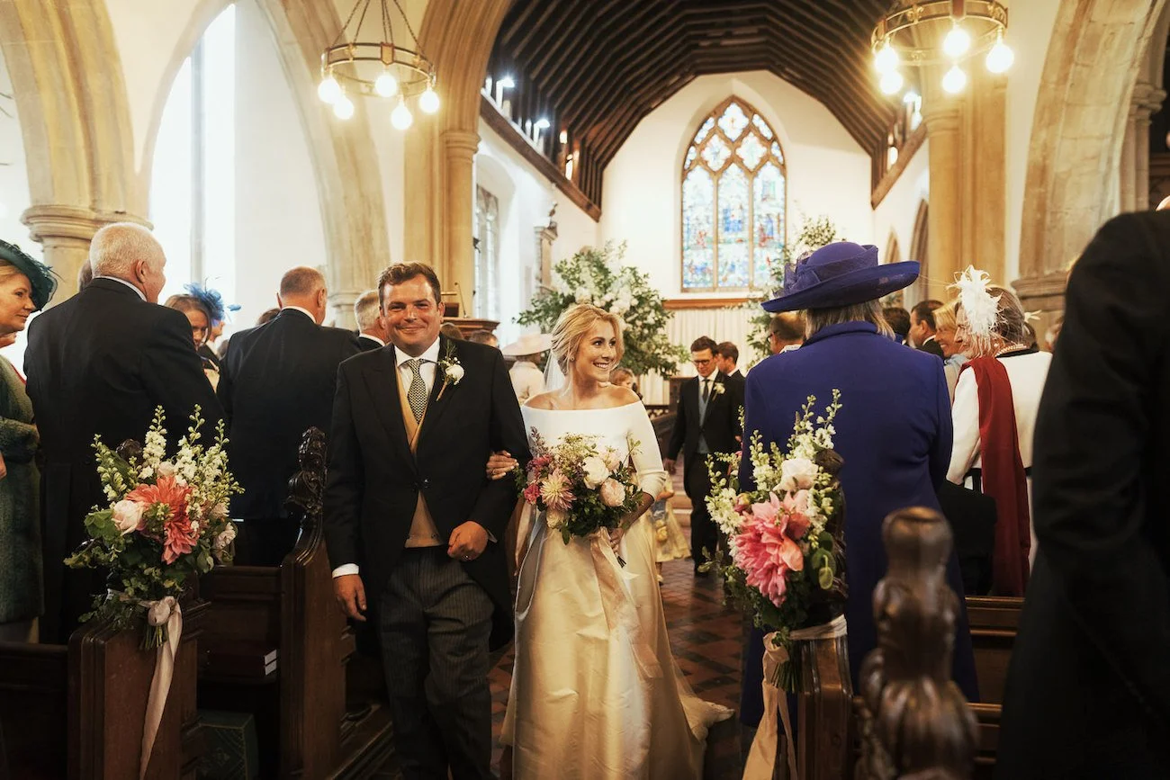 One-Oake-Award-Winning-Luxury-UK-Wedding-Event-Planner-Marquee-Wedding-Stow-Maries-Vineyard-Wedding-Tracy-Morter-Photography-73.jpg