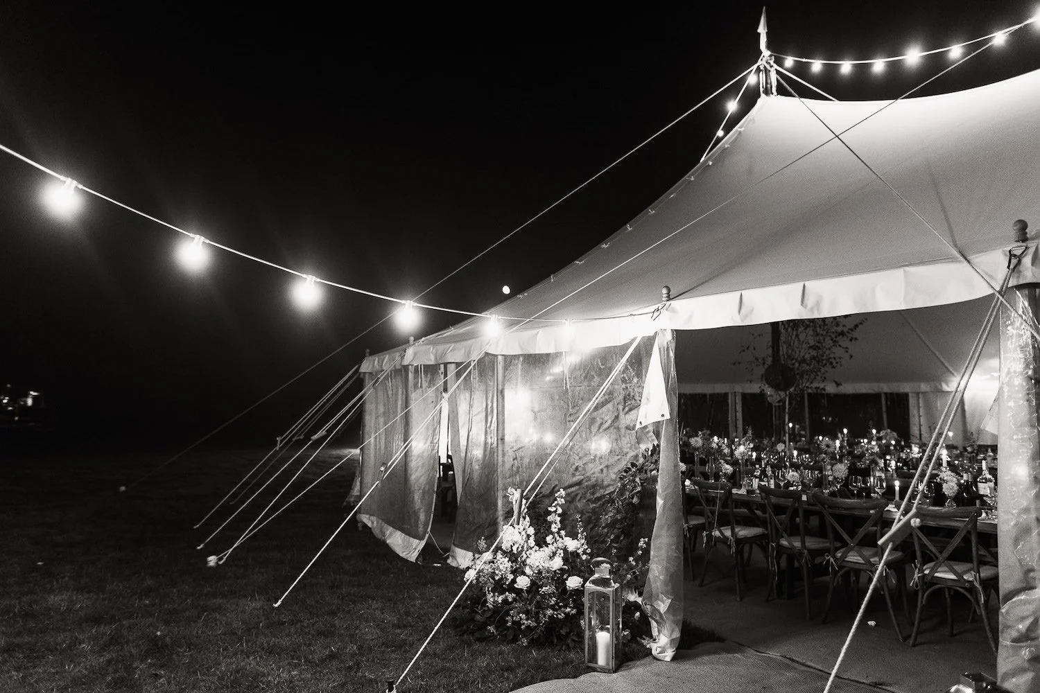 One-Oake-Award-Winning-Luxury-UK-Wedding-Event-Planner-Marquee-Wedding-Stow-Maries-Vineyard-Wedding-Tracy-Morter-Photography-261.jpg