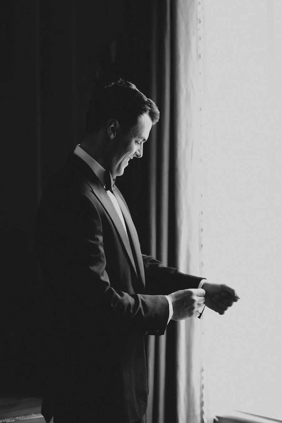 One-Oake-Award-Winning-Luxury-UK-Wedding-Event-Planner-Cornwell-Manor-Cotswolds-Wedding-Emma-Dan- Groom Prep & Guests Arrive-49.jpg