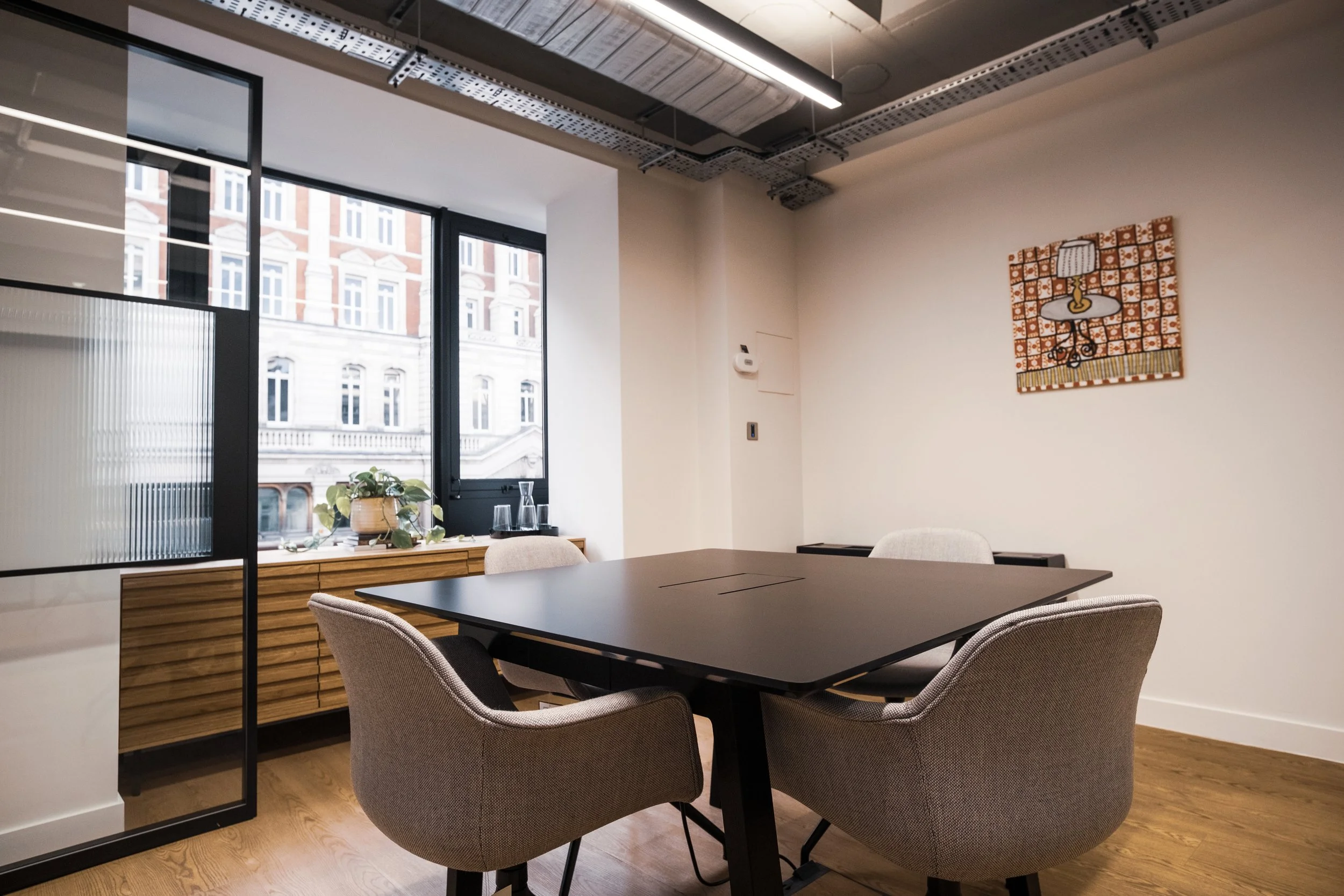 390 STRAND OFFICE -8.jpg