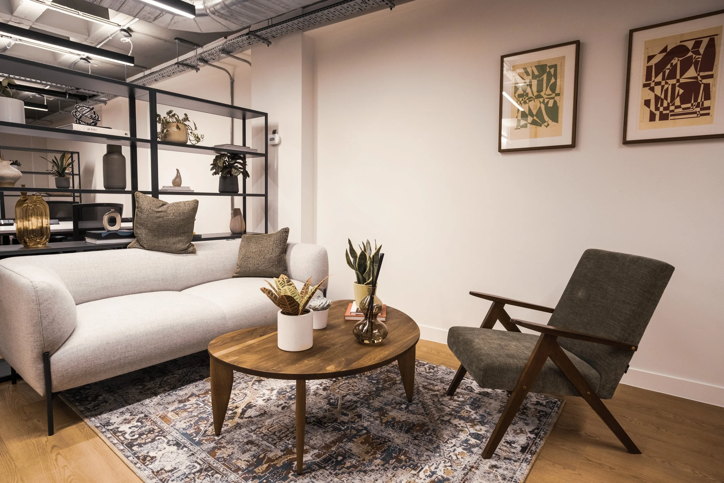 390 STRAND OFFICE -19.jpg