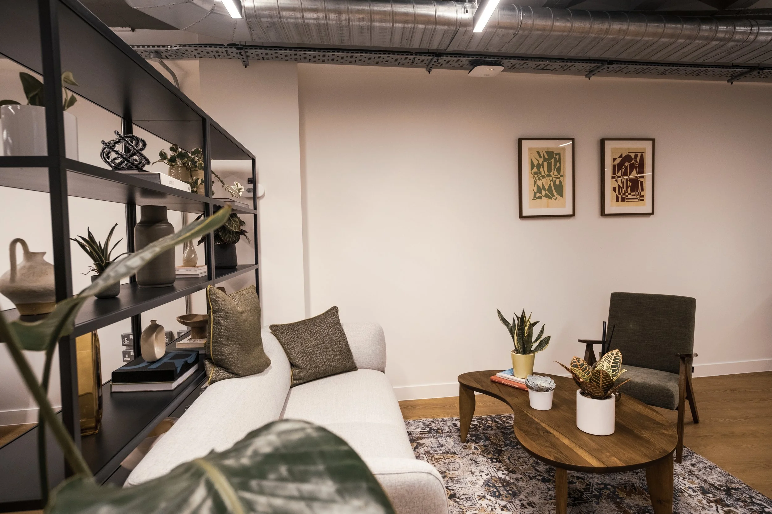 390 STRAND OFFICE -28.jpg