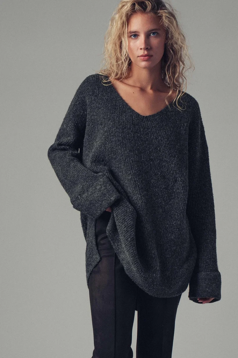 Oversized Knit V-Neck Sweater 4.webp