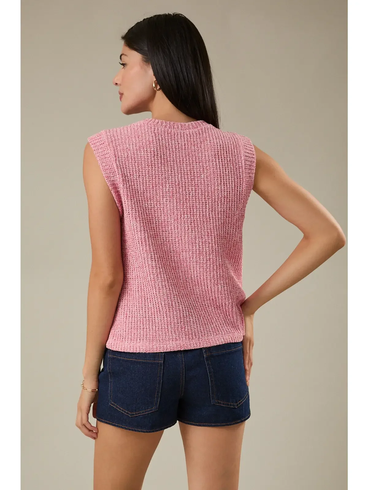 Crew Neck Sleeveless Tank Top 3.webp