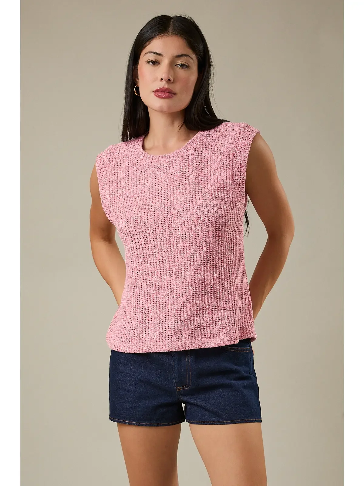 Crew Neck Sleeveless Tank Top 2.webp