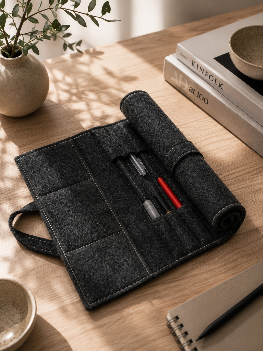 Estuche de fieltro, de Héctor Esrawe