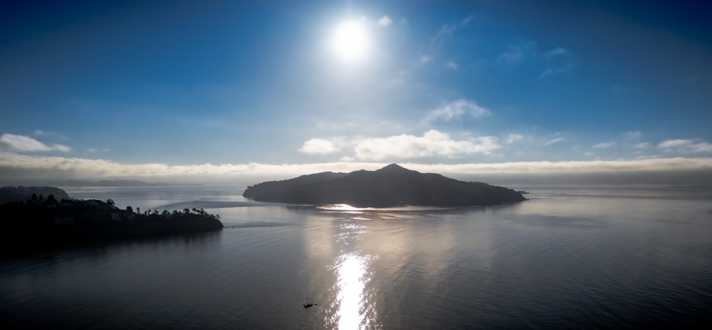 AngelIslandSuriseSailboat.JPG