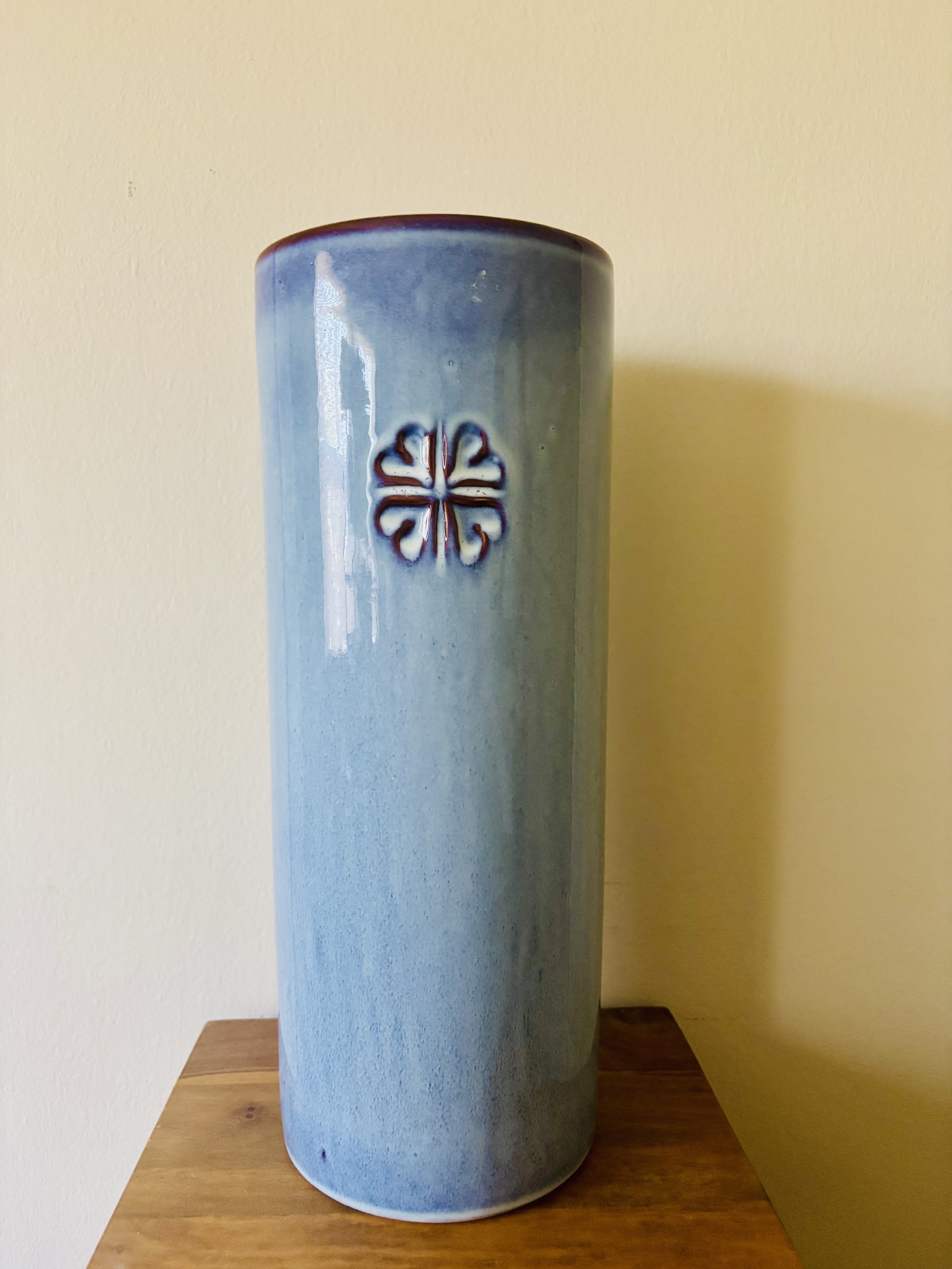 Vase 17