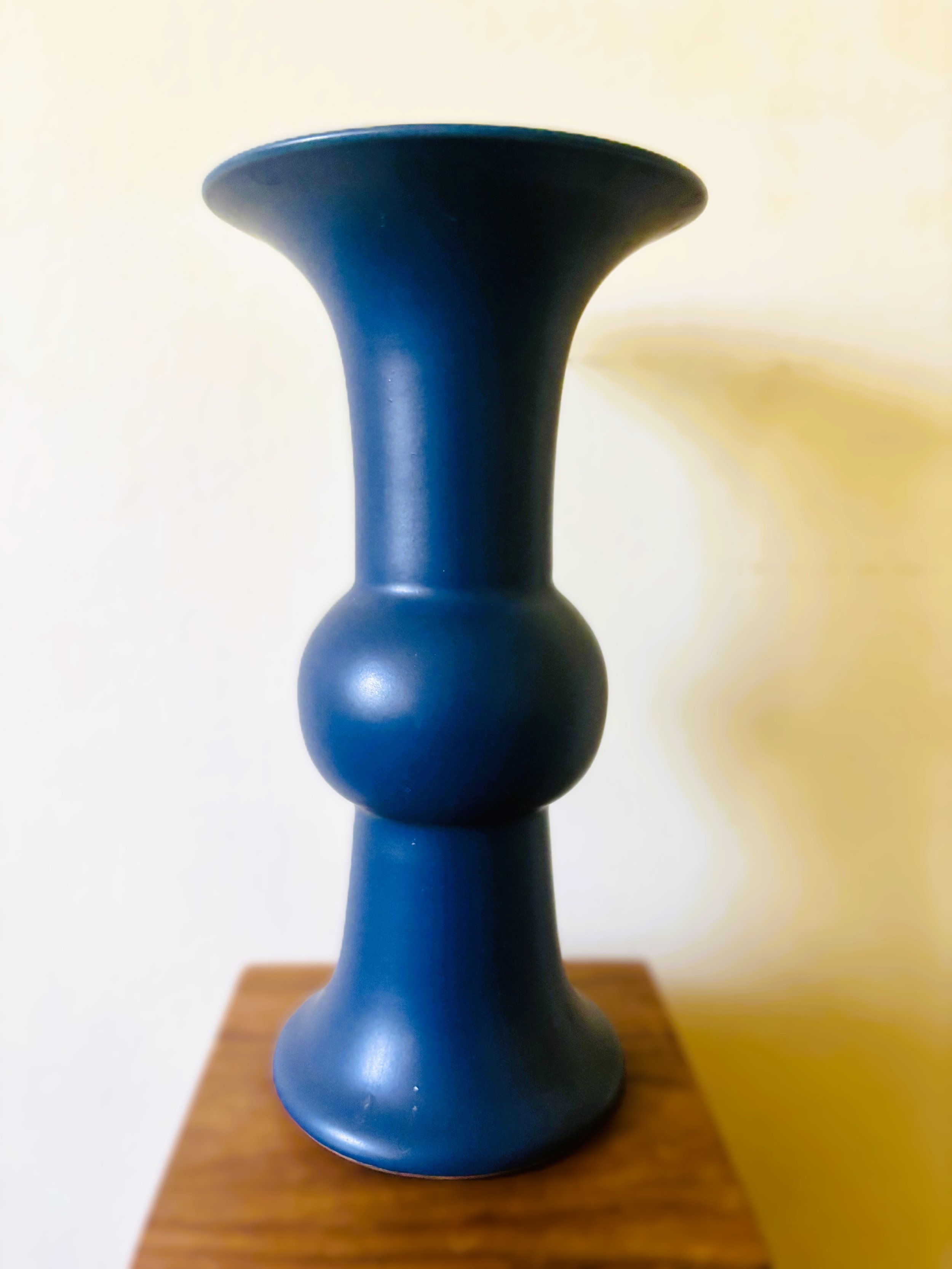 Vase 10