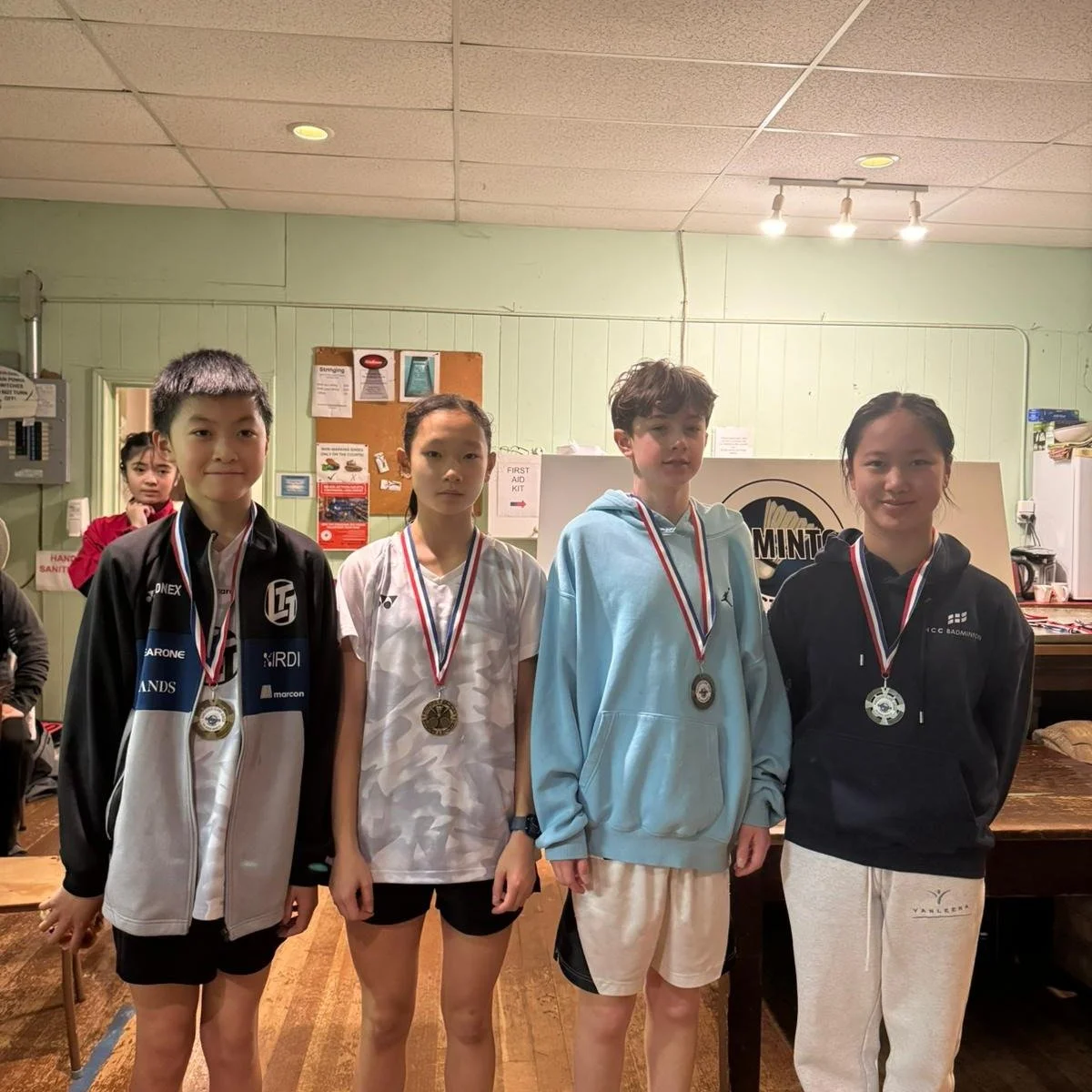 Congratulations to Robby Milroy, Ivana Mei, and Mia Song for reaching the podium at the Victoria Jr. A this past weekend!
.
.
#badminton #hollyburncountryclub #hcc #aclubforlife #westvancouver