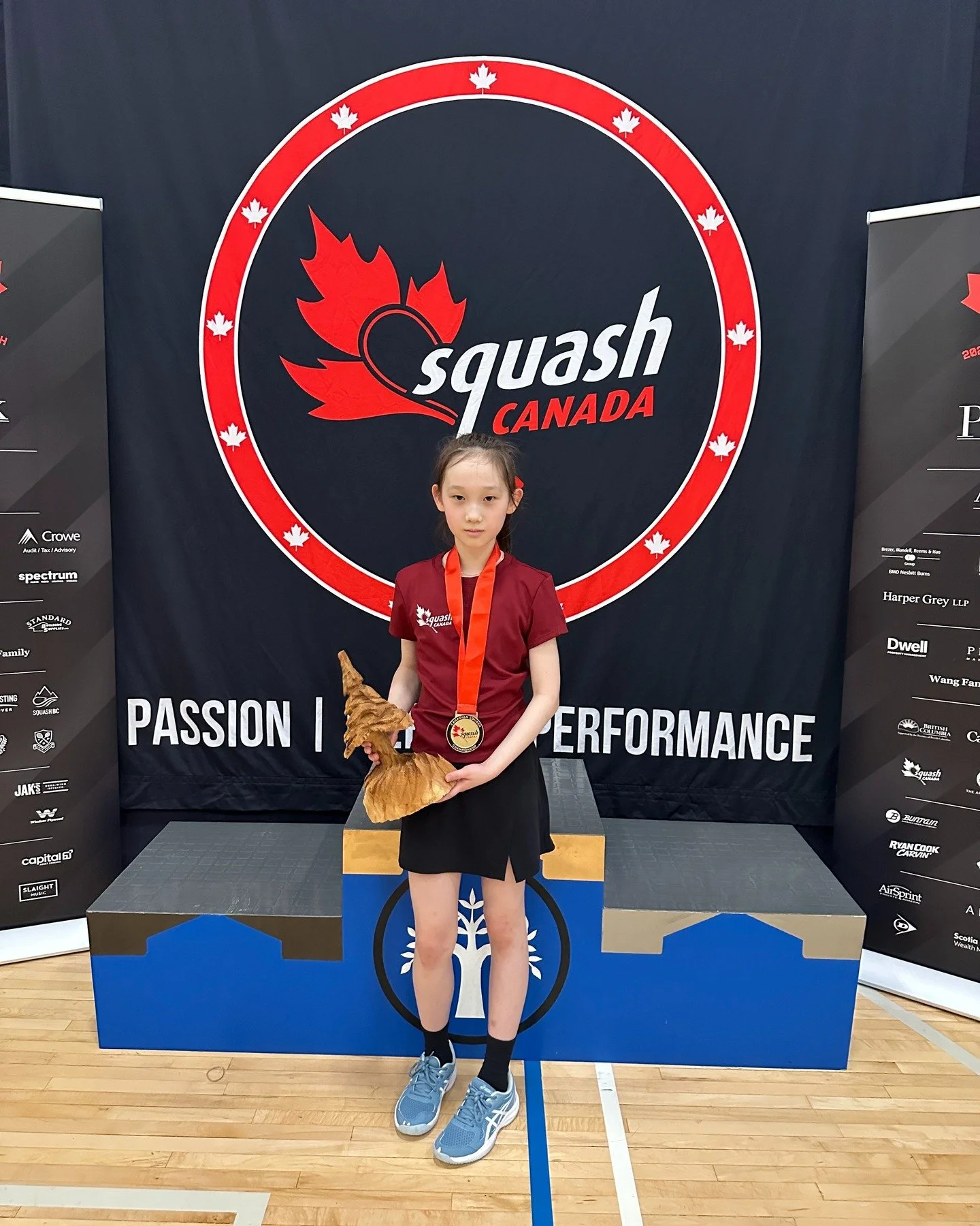 Our junior elite Olivia Liong is the Girls Under 11 national champion!!! She won 3-0, beating the number one seed, congrats!
.
.
#hollyburnsquash #squashcanada #hollyburncountryclub #hcc #aclubforlife #westvan #juniorsquash