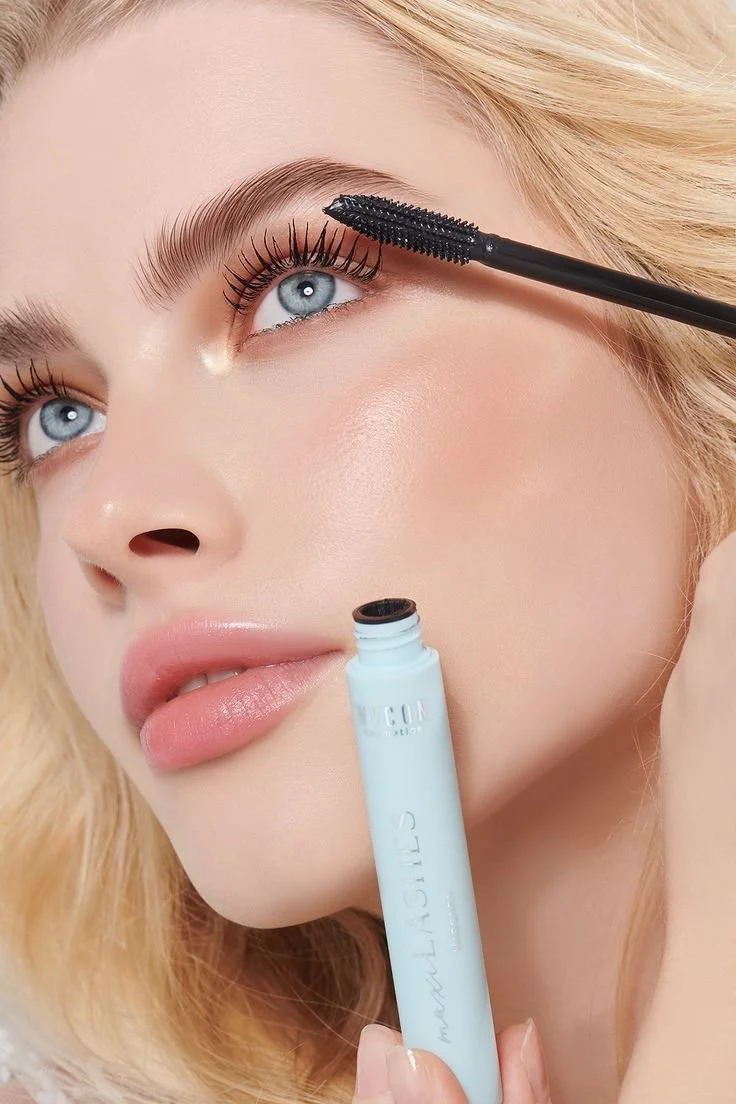 How to Grow Your Natural Lashes at Home