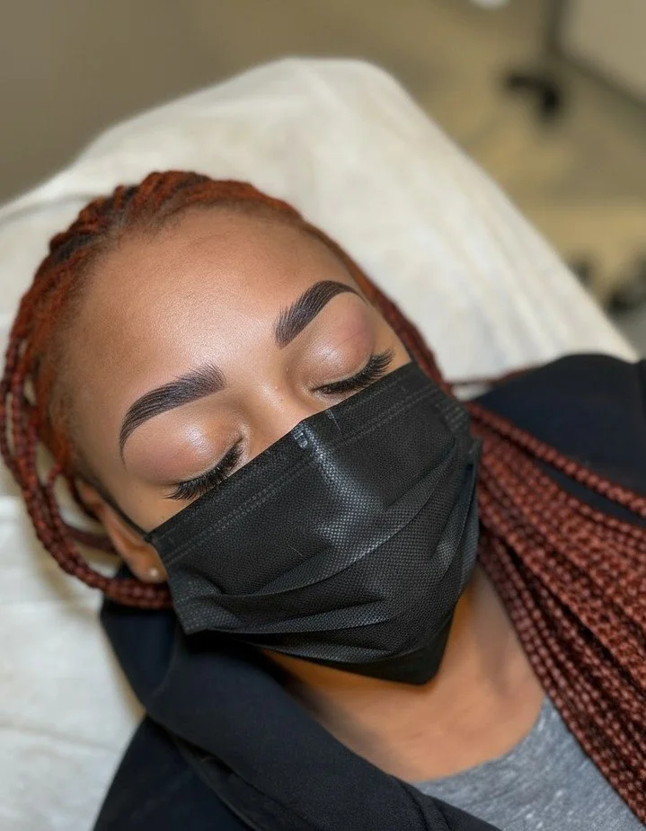 This is what a clean Brow Razor + Tint looks like when it&rsquo;s done right.

✔️ Soft shaping (no harsh lines)
✔️ Tint to enhance&mdash;not overpower
✔️ Clean finish that grows out beautifully
✔️ Low-maintenance, everyday polished brows

This servic