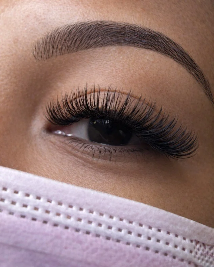 This is Crème de la Crème Volume &mdash;
the kind of lash set you book when you want full, soft, rich volume without heaviness.

✔️ Hand-crafted volume fans
✔️ Balanced density (no gaps, no bulk)
✔️ Clean bases + long wear
✔️ Luxury finish from eve