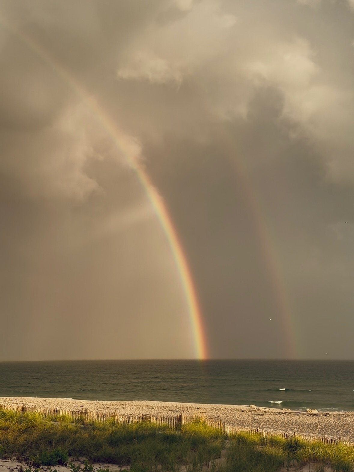 Hampton Bays was showing off tonight ☘️ 

#hamptonbays #hamptons #rainbow #local #lovewhereyoulive