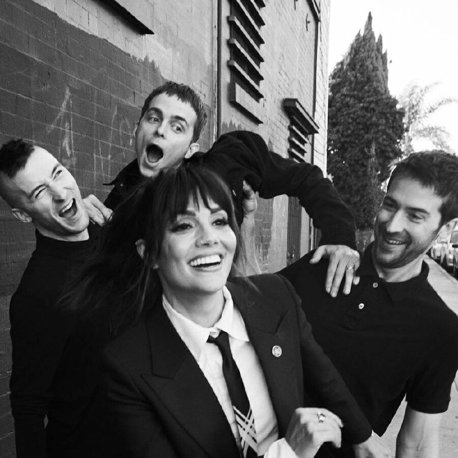 The Interrupters - She Got Arrested