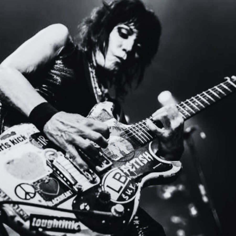 Joan Jett and The Blackhearts - Season of the Witch