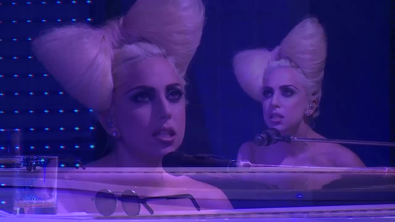 Lady Gaga - Speechless