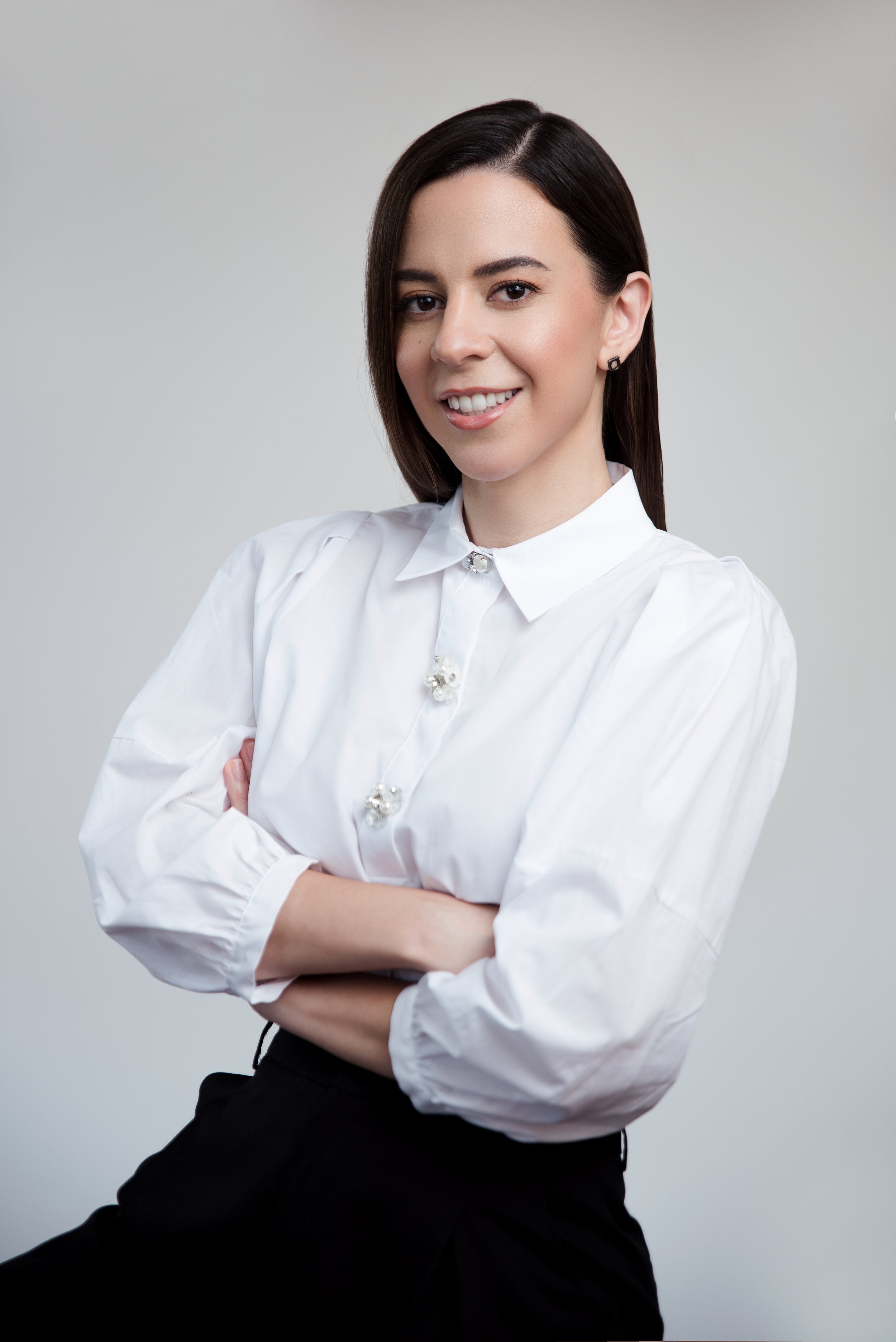 specialist in periodontics and dental implants