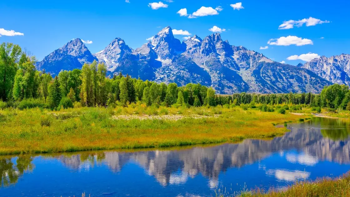 What Is Jackson Hole? A Quick Introduction