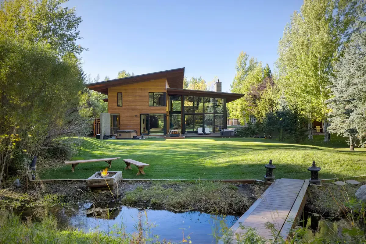 Jackson Hole Cabin Rentals: How to Book the Right One