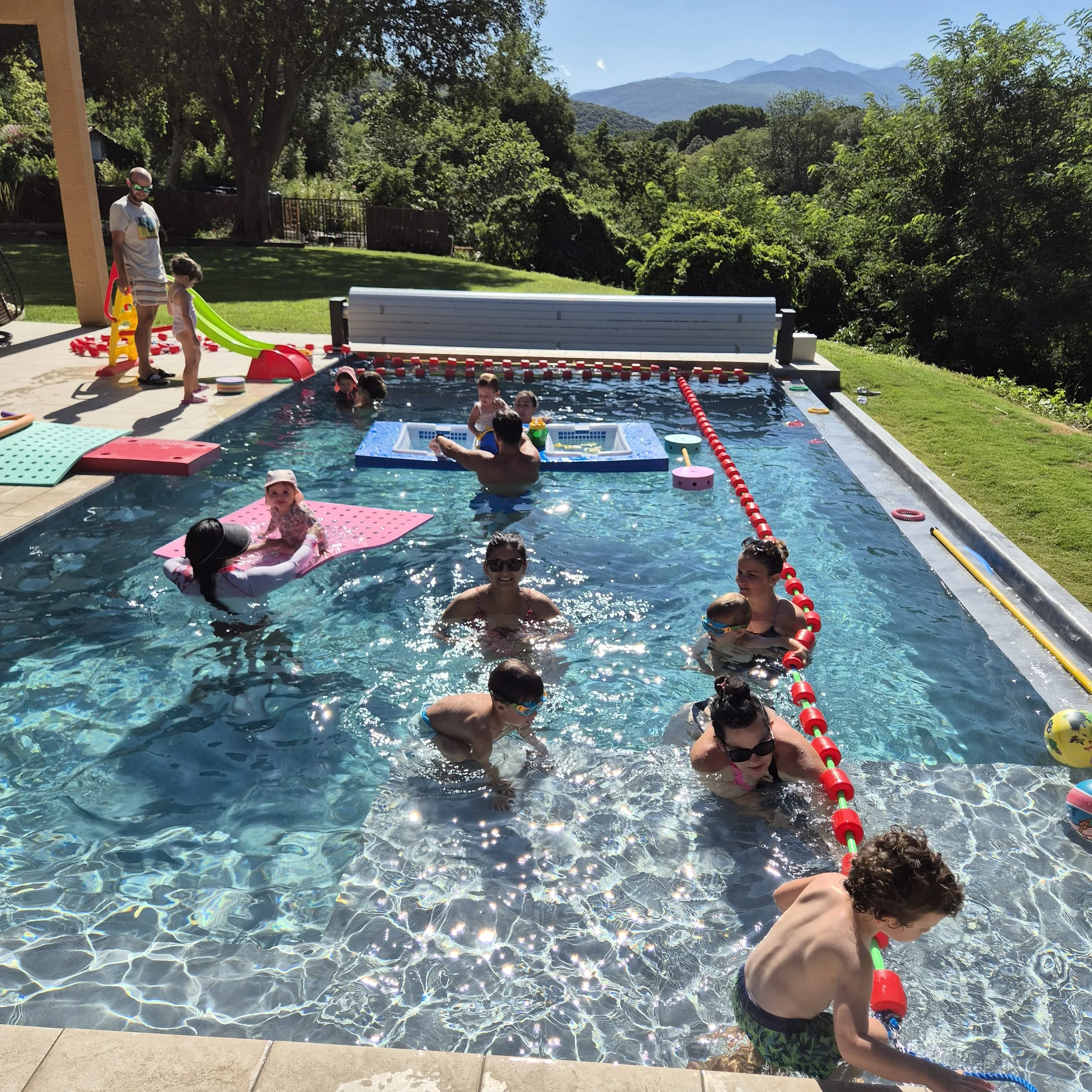 AQUA BEBES - Vue d'ensemble de la piscine (5).jpg