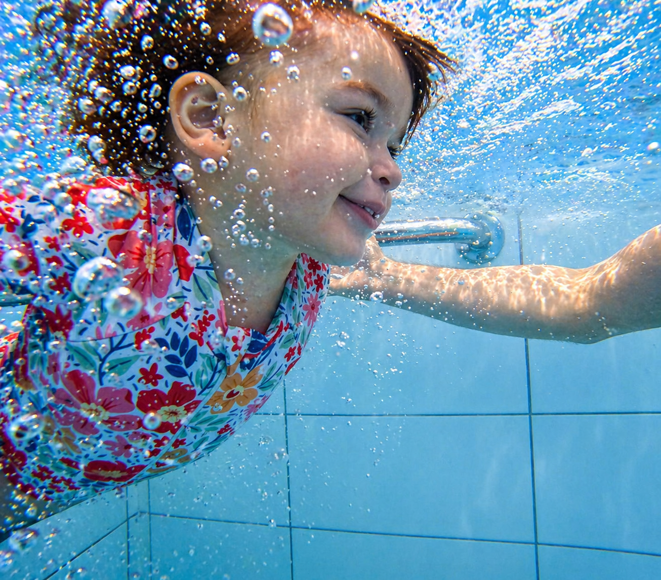 Découvrez en images les séances AquaNins66 à la piscine d’Elne : des découvertes, des sourires, des éclaboussures, des progrès et surtout de beaux moments de complicité dans l’eau. 💙

La plupart de ces photos sont réalisées par notre photographe Lau