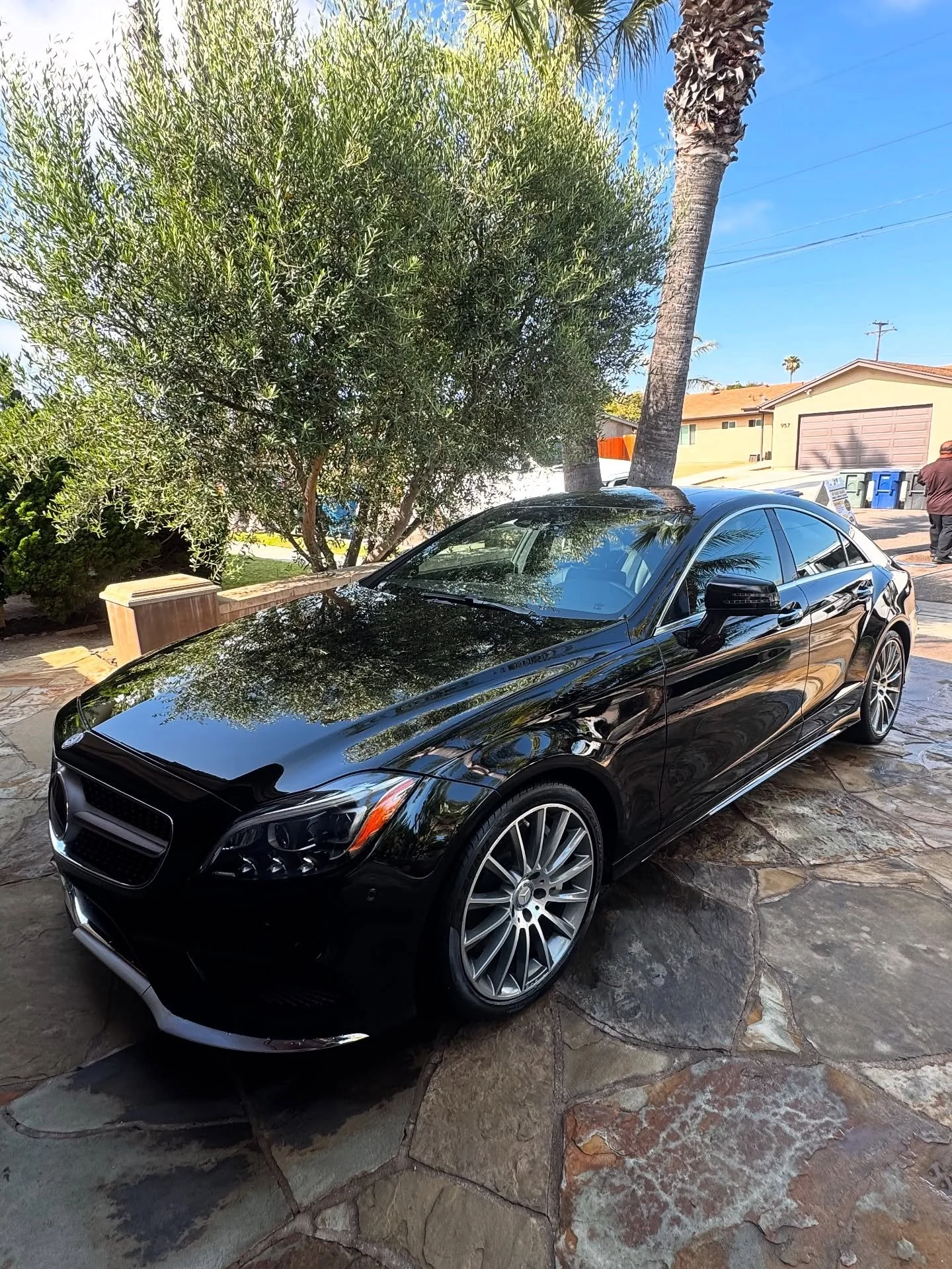 No amount of dirt is ever too much for us!
$20 Express Car Wash, We come to YOU
Servicing the Chula Vista Area!
DM TO BOOK!
#carwash #chulavista #southbay #sandiego #car #mobilecarwash