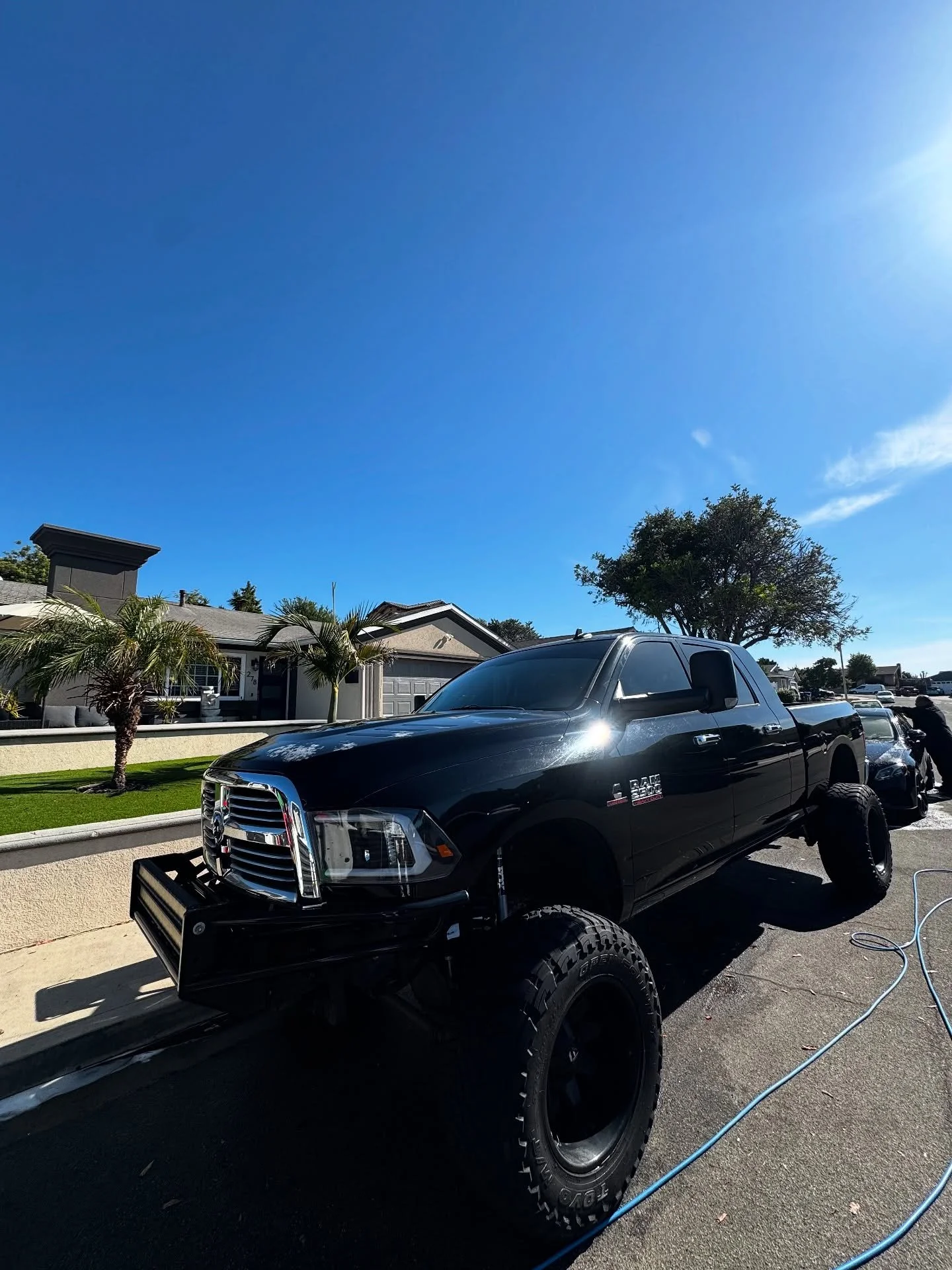 $30 For a big monster like this! 
We come to YOU
Servicing the Chula Vista Area!
DM TO BOOK!
#carwash #chulavista #southbay #sandiego #car #mobilecarwash