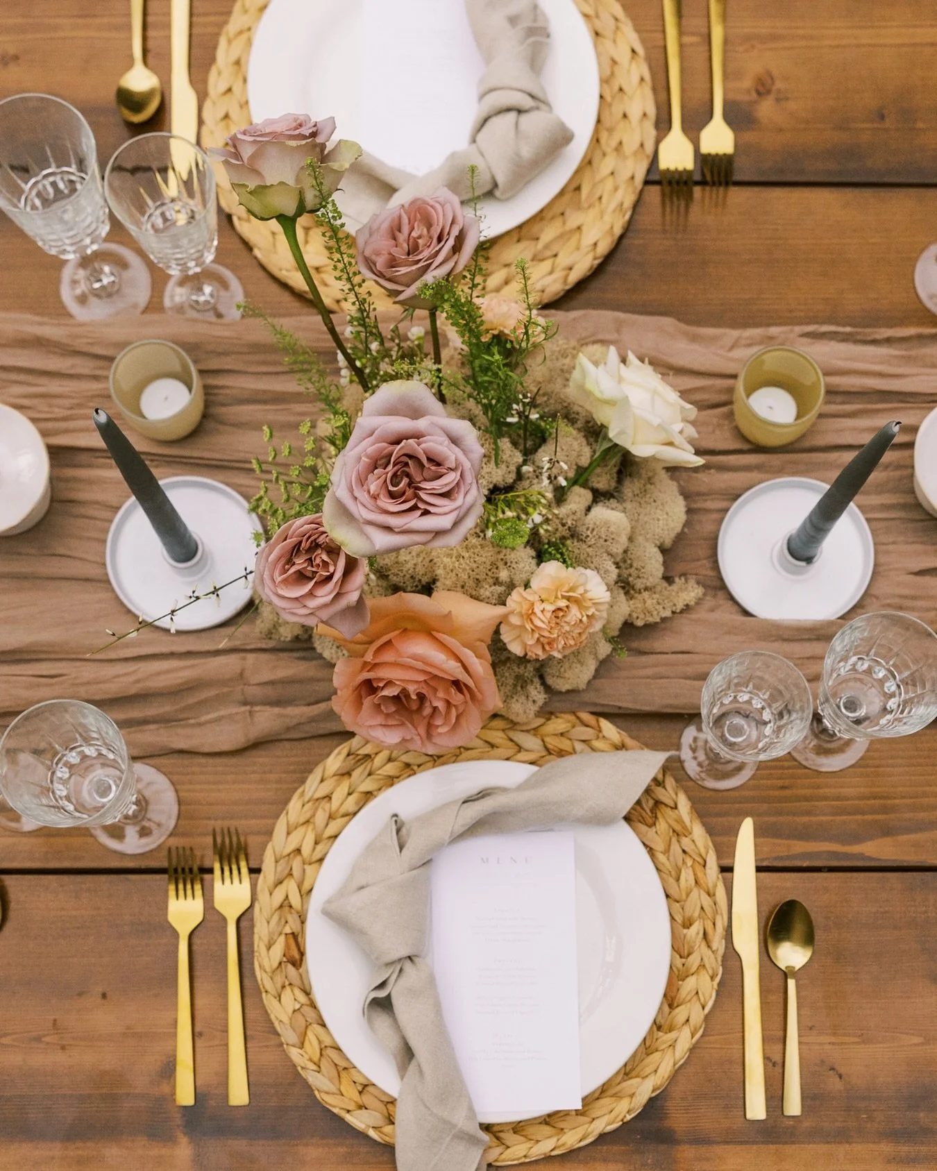 A table that feels just as special as the gathering itself. ✨ Soft florals, natural textures, and candlelit warmth... Easter tablescapes are all about effortless elegance. 🌸

&bull;
&bull;
&bull;

#ivyjoyinteriors #interiordesigner #northcarolinades