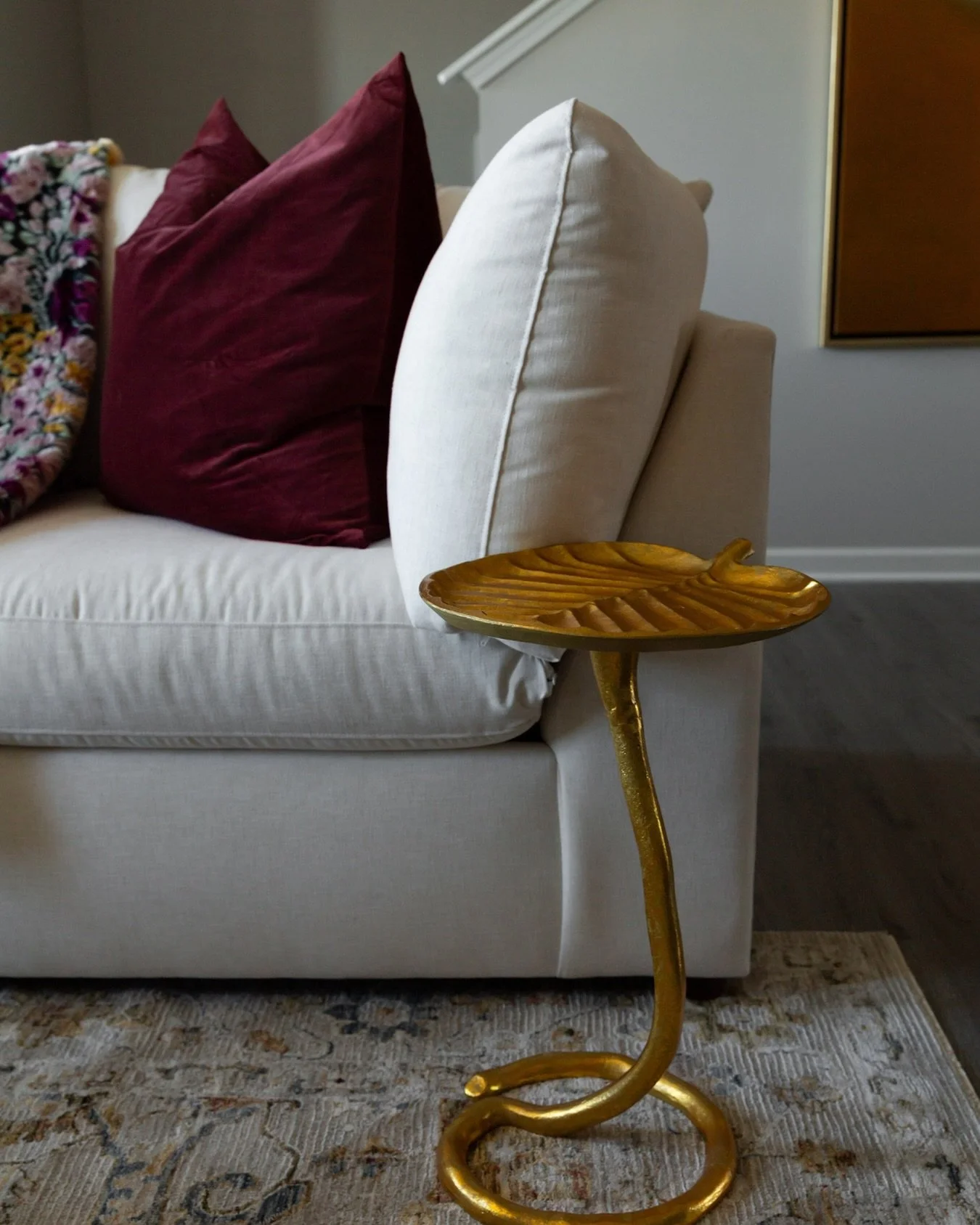 A home should feel as good as it looks. ✨ This year, it&rsquo;s all about effortless layering, blending warmth with texture and natural elements with refined finishes. Soft linens, rich velvets, and organic materials come together to create a space t