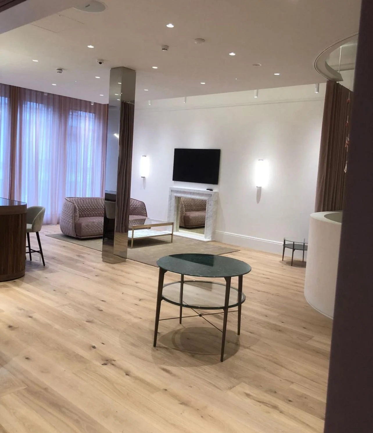 Home and business property upgrades and installations by Harte Build in London